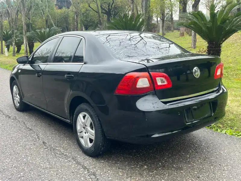 2011 Volkswagen Bora 1.6L Automatic Fashion Edition — миниатюра 5