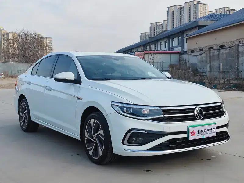 2023 Volkswagen Bora 300TSI DSG Premium Edition — миниатюра 3
