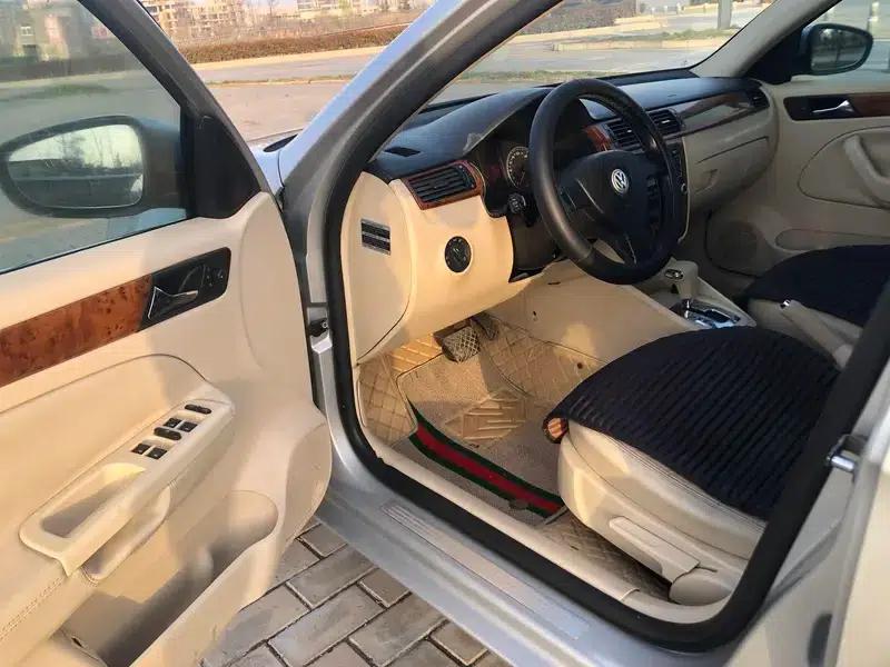 2008 Volkswagen Bora 1.6L Automatic Comfort Model — миниатюра 15