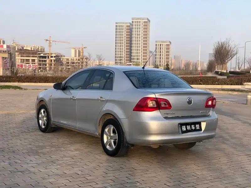 2008 Volkswagen Bora 1.6L Automatic Comfort Model — миниатюра 4