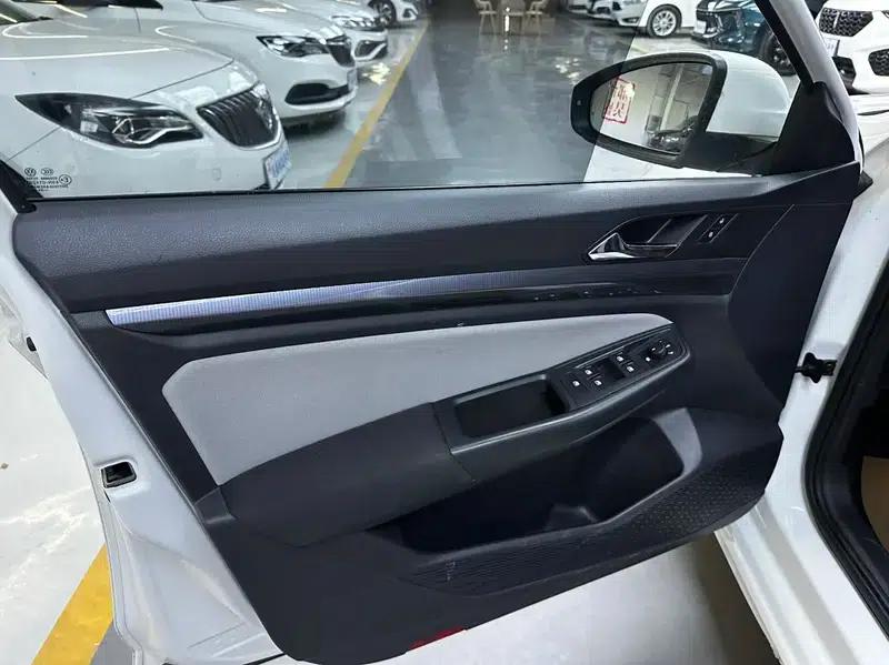 2024 Volkswagen Bora 200TSI DSG Comfort Edition — миниатюра 8