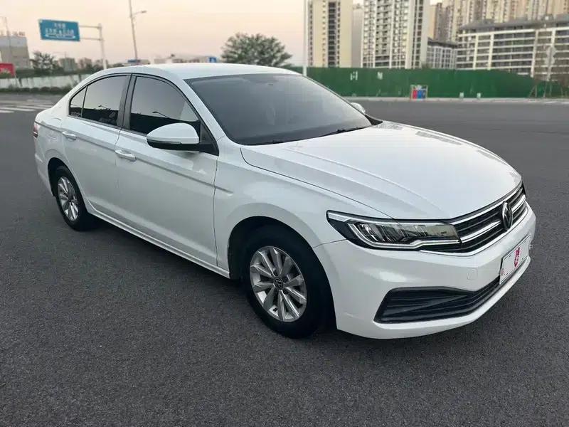 2021 Volkswagen Bora 1.5L Automatic Fashion Smart Edition — миниатюра 3
