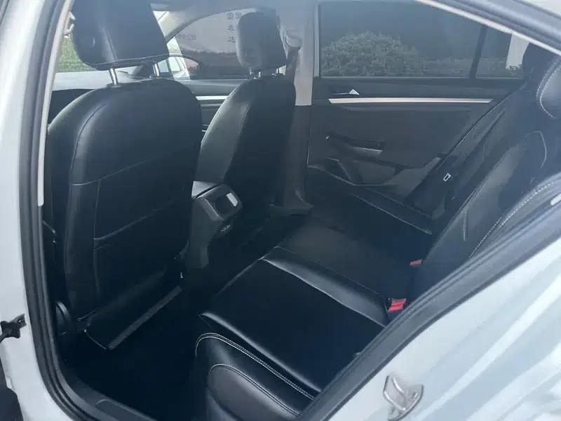 2021 Volkswagen Bora 1.5L Automatic Fashion Smart Edition — миниатюра 9