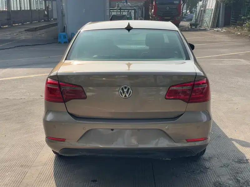 2014 Volkswagen Bora 1.6L Manual Fashion Edition — миниатюра 5