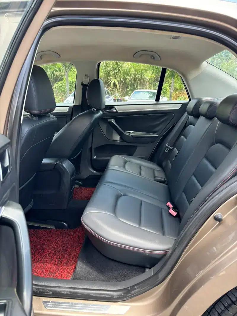 2014 Volkswagen Bora 1.6L Manual Fashion Edition — миниатюра 23