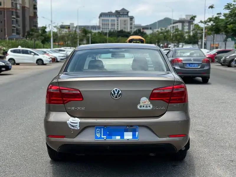 2014 Volkswagen Bora 1.6L Manual Fashion Edition — миниатюра 6