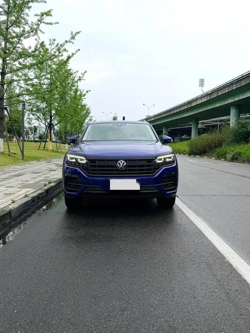 2021 Volkswagen Touareg 3.0TSI R-Line, Obsidian Black Sport Package — миниатюра 2