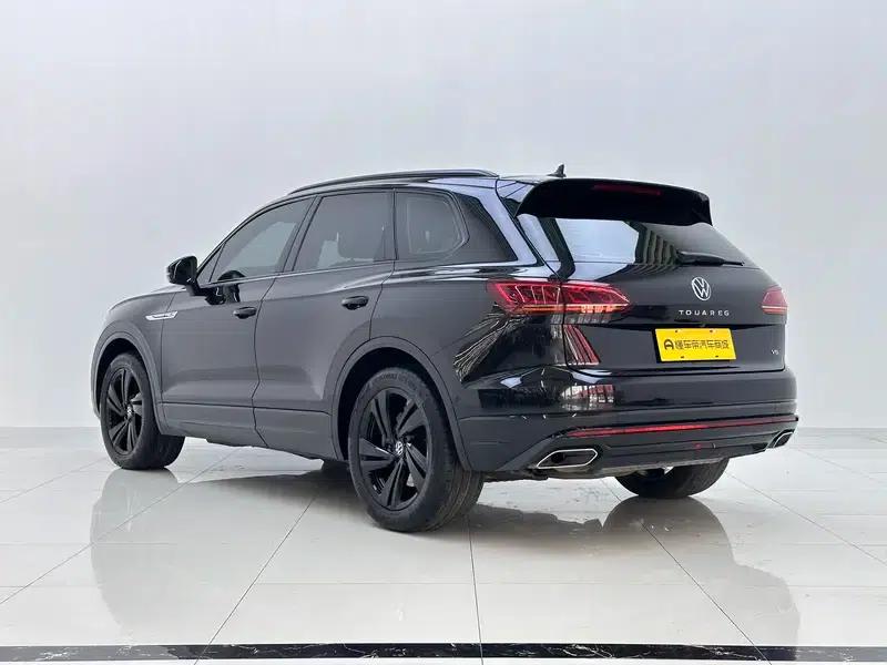 2021 Volkswagen Touareg 3.0TSI R-Line, Obsidian Black Sport Package — миниатюра 5