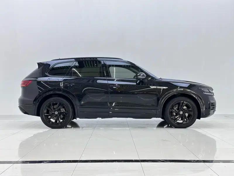 2021 Volkswagen Touareg 3.0TSI R-Line, Obsidian Black Sport Package — миниатюра 8