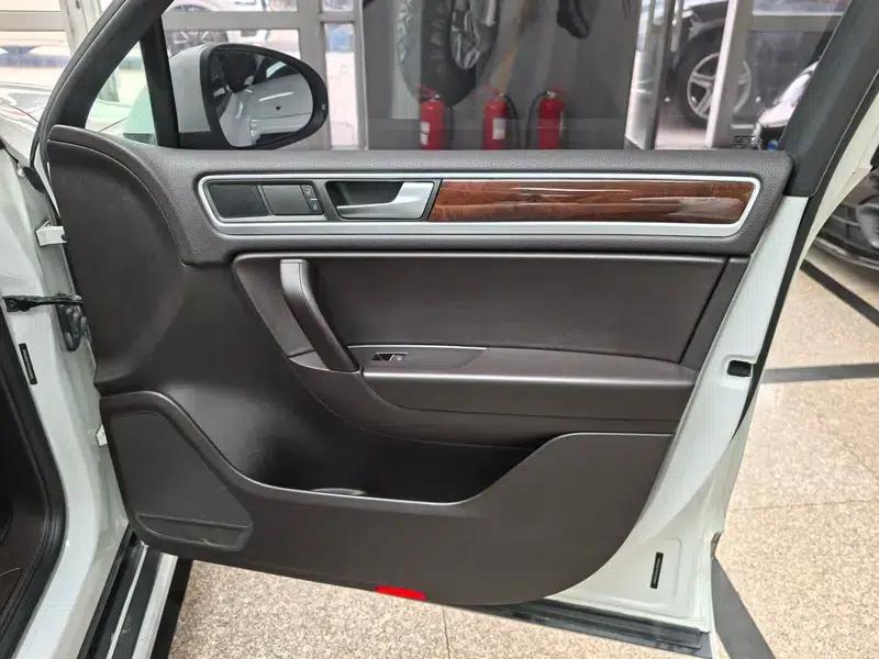 2014 Touareg 3.0TSI Elite Edition — миниатюра 10