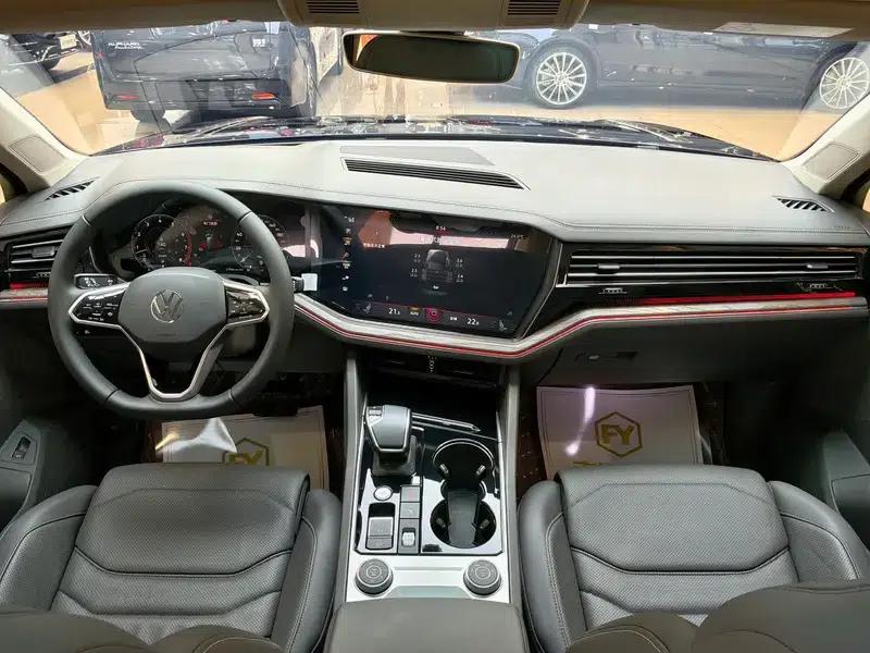 2023 Volkswagen Touareg 3.0TSI R-Line, Obsidian Black Sport Package — миниатюра 19