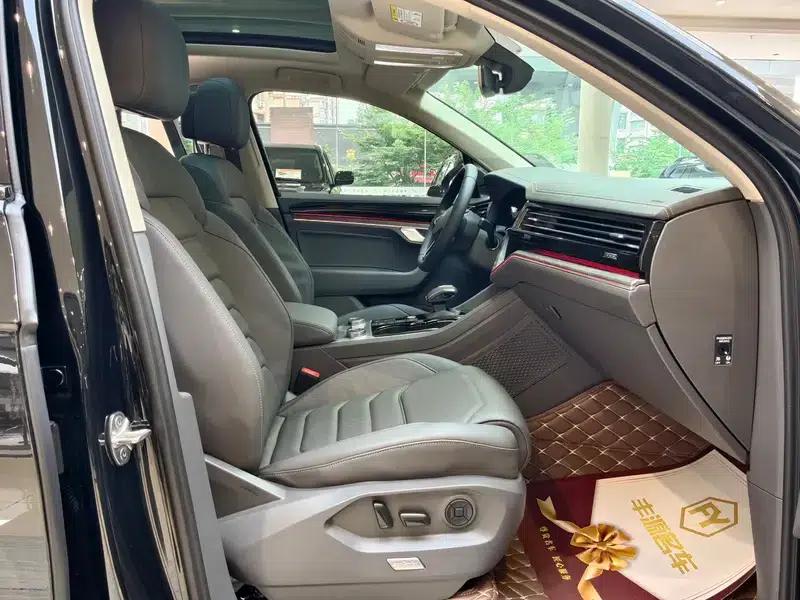 2023 Volkswagen Touareg 3.0TSI R-Line, Obsidian Black Sport Package — миниатюра 26