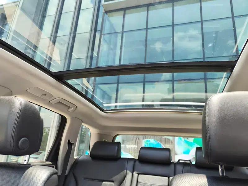 Touareg 2012 R-Line High-Spec Model — миниатюра 29