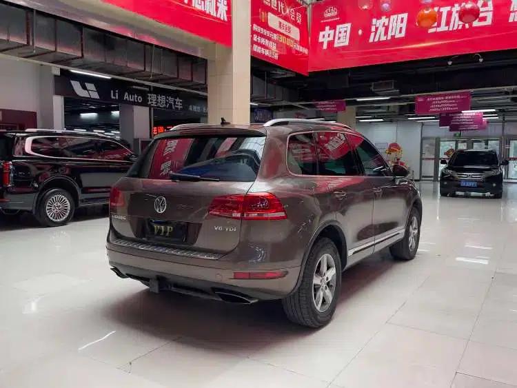 Touareg 2011 3.0TDI Diesel Standard Edition — миниатюра 6