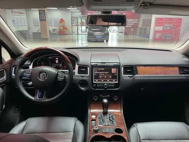 Touareg 2011 3.0TDI Diesel Standard Edition — миниатюра 7