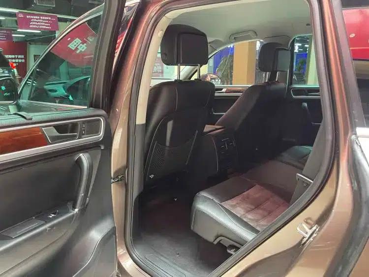 Touareg 2011 3.0TDI Diesel Standard Edition — миниатюра 9