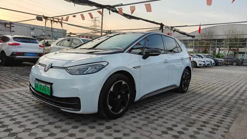 Volkswagen ID.3 2022 Pure Smart Edition — миниатюра 1