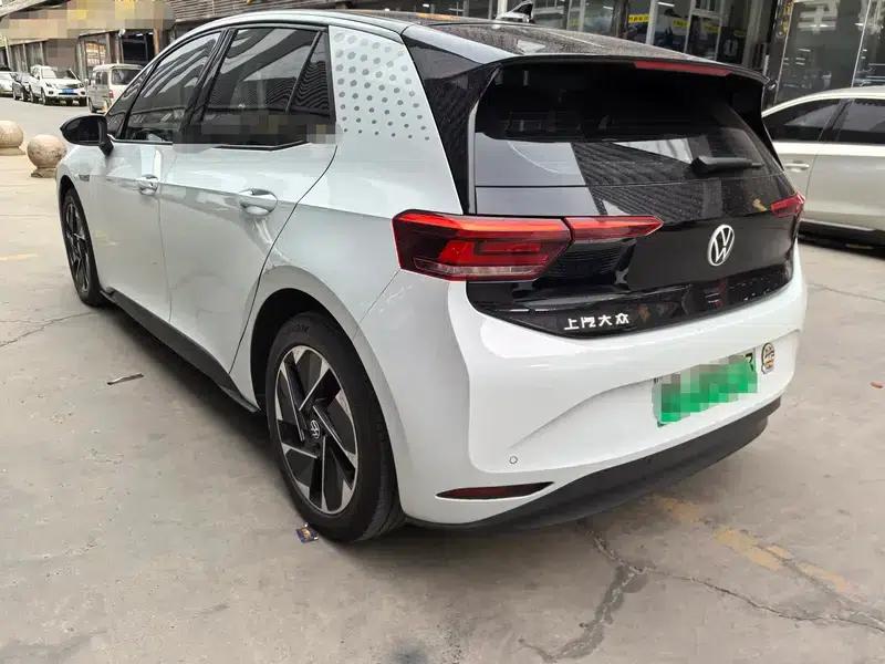 Volkswagen ID.3 2022 Pure Edition — миниатюра 4