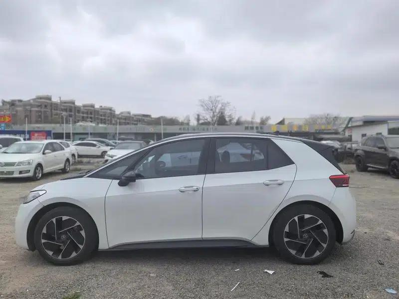 Volkswagen ID.3 2025 Smart Edition - Outstanding Version — миниатюра 3