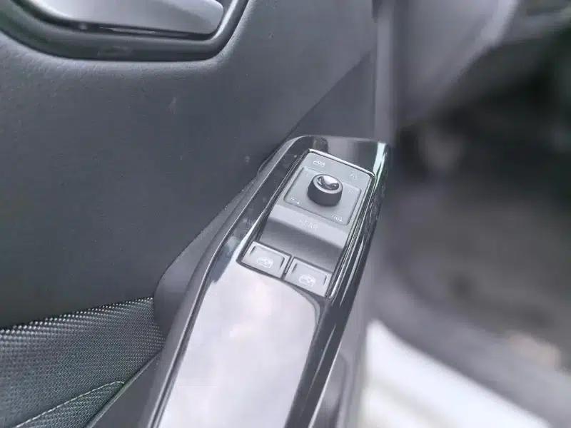 Volkswagen ID.3 2025 Smart Edition - Outstanding Version — миниатюра 10
