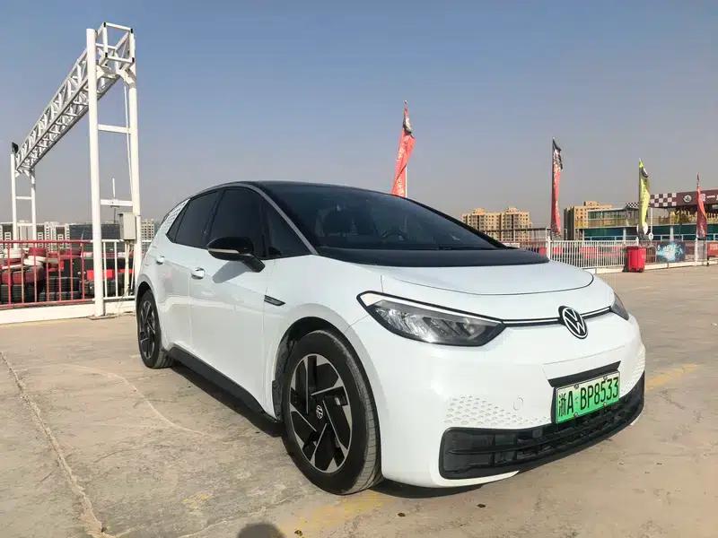 Volkswagen ID.3 2023 Pure Smart Edition — миниатюра 3