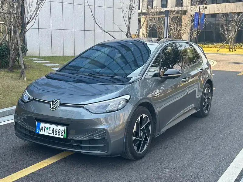 Volkswagen ID.3 2024 Outstanding Edition — миниатюра 1