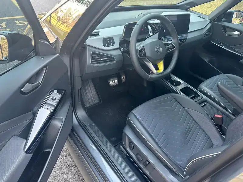 Volkswagen ID.3 2024 Outstanding Edition — миниатюра 11