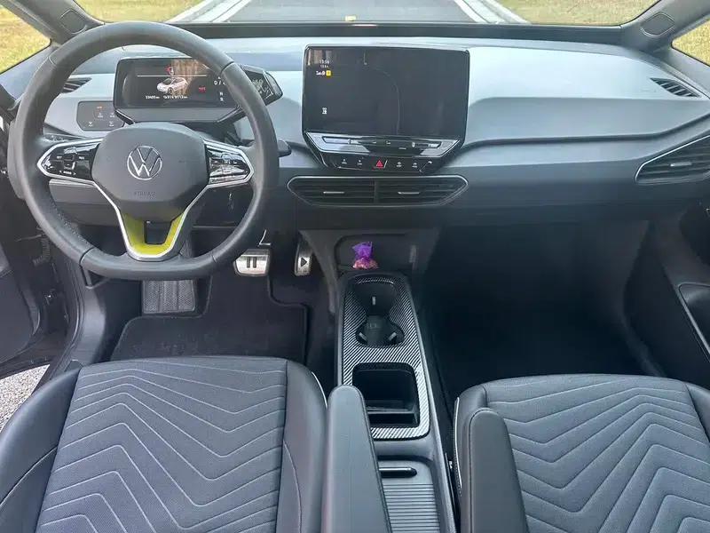 Volkswagen ID.3 2024 Outstanding Edition — миниатюра 10