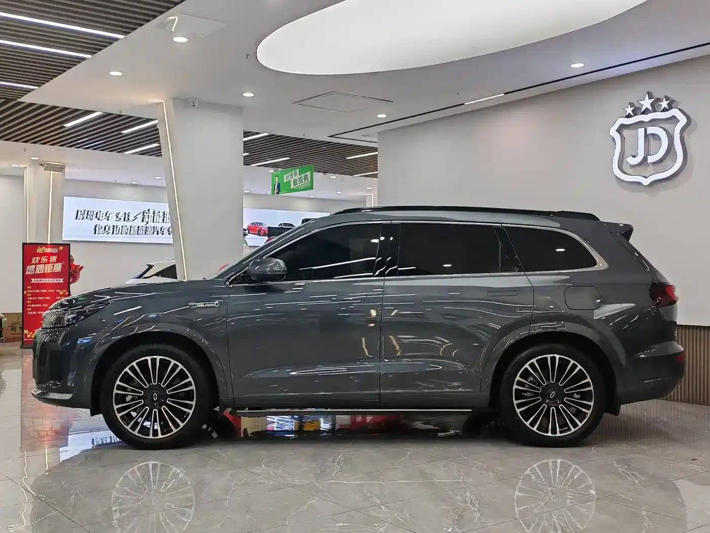 Wenjie M7 2024 1.5T Intelligent Driving 4WD Max Edition 6-seater — миниатюра 8