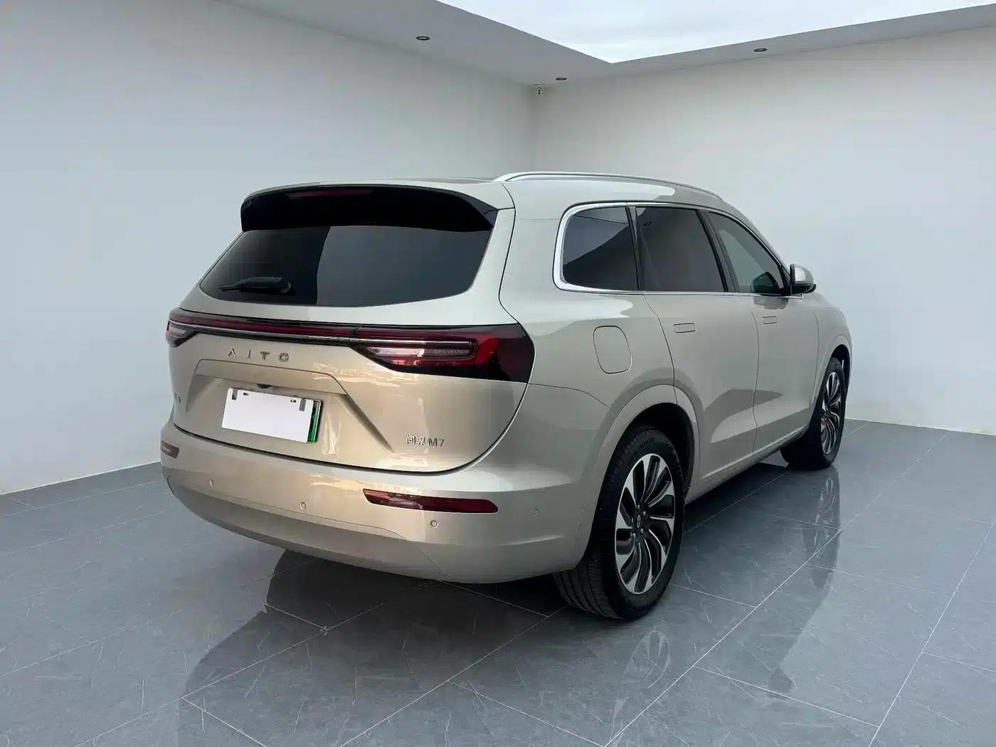 Wenjie M7 2022 1.5T AWD Luxury Edition — миниатюра 13