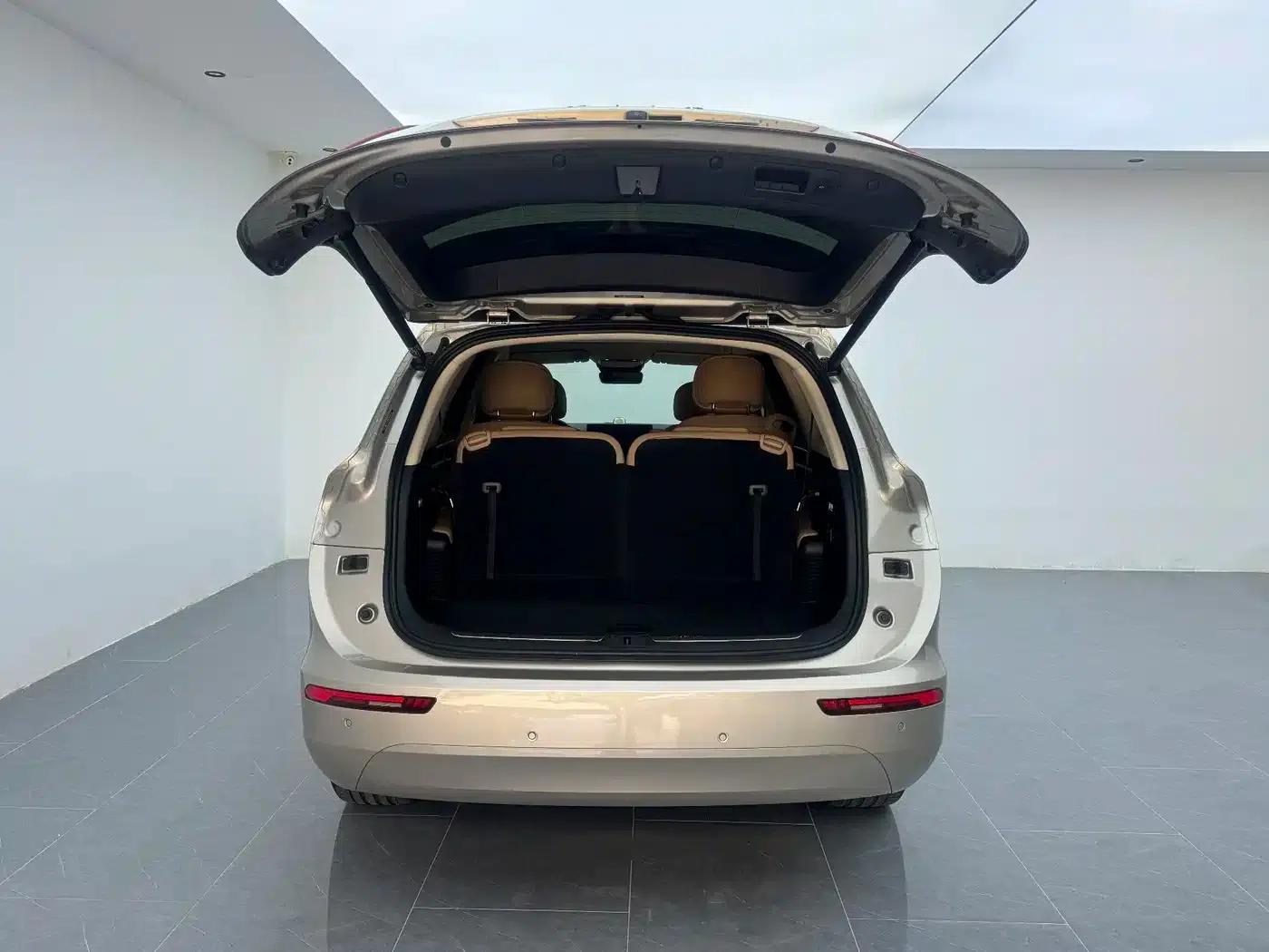 Wenjie M7 2022 1.5T AWD Luxury Edition — миниатюра 14