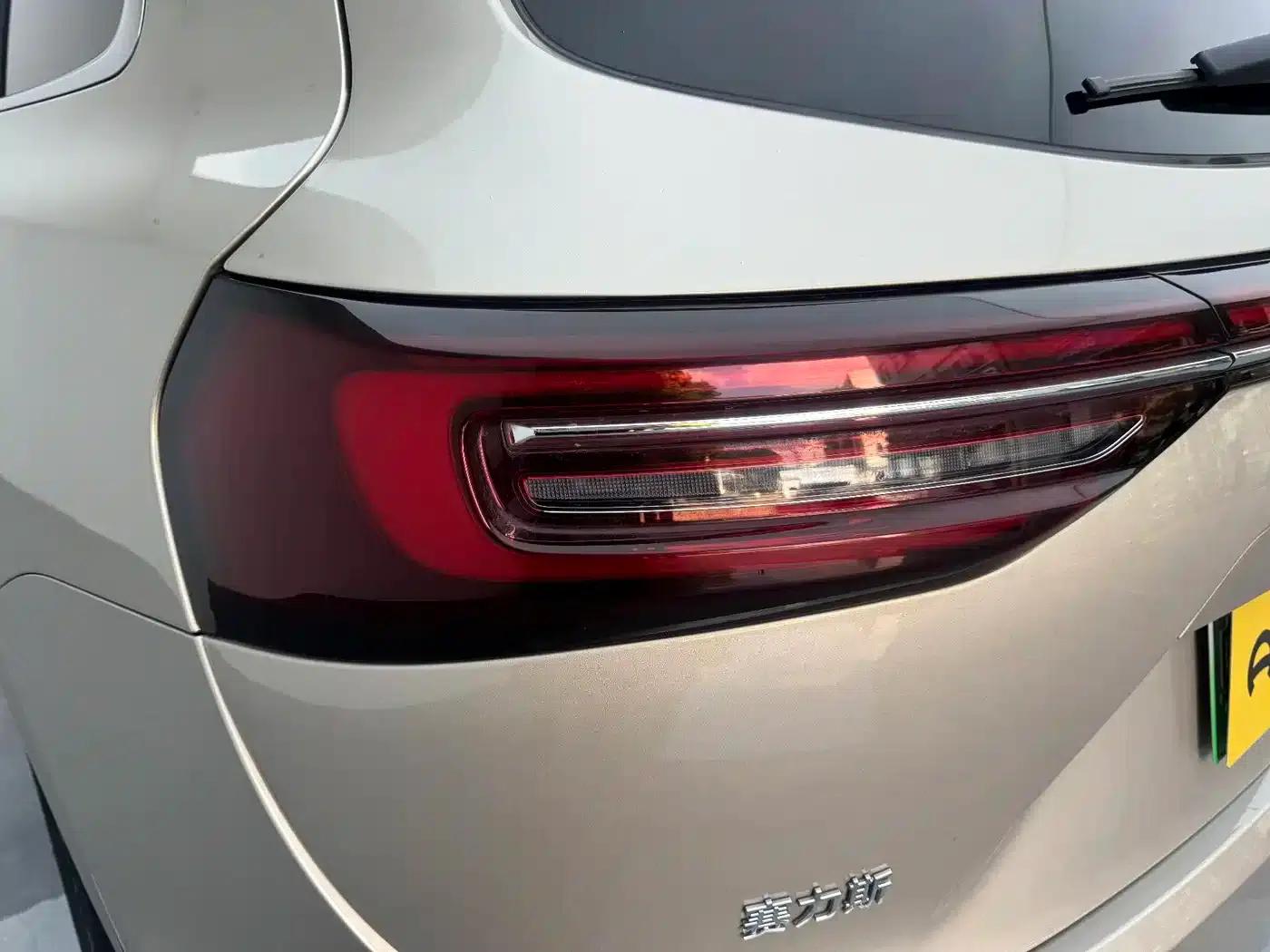 Wenjie M7 2022 1.5T AWD Luxury Edition — миниатюра 15