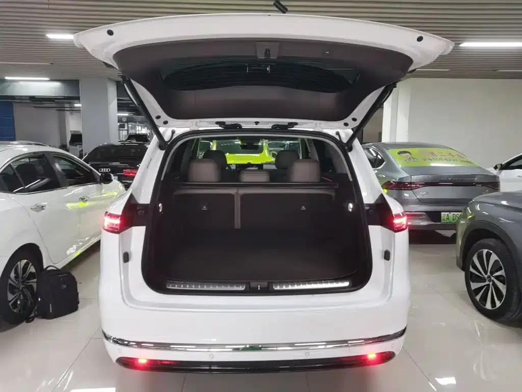 Wenjie M7 2026 Extended Range Max 4WD 5-Seater (192-line LiDAR) — миниатюра 15