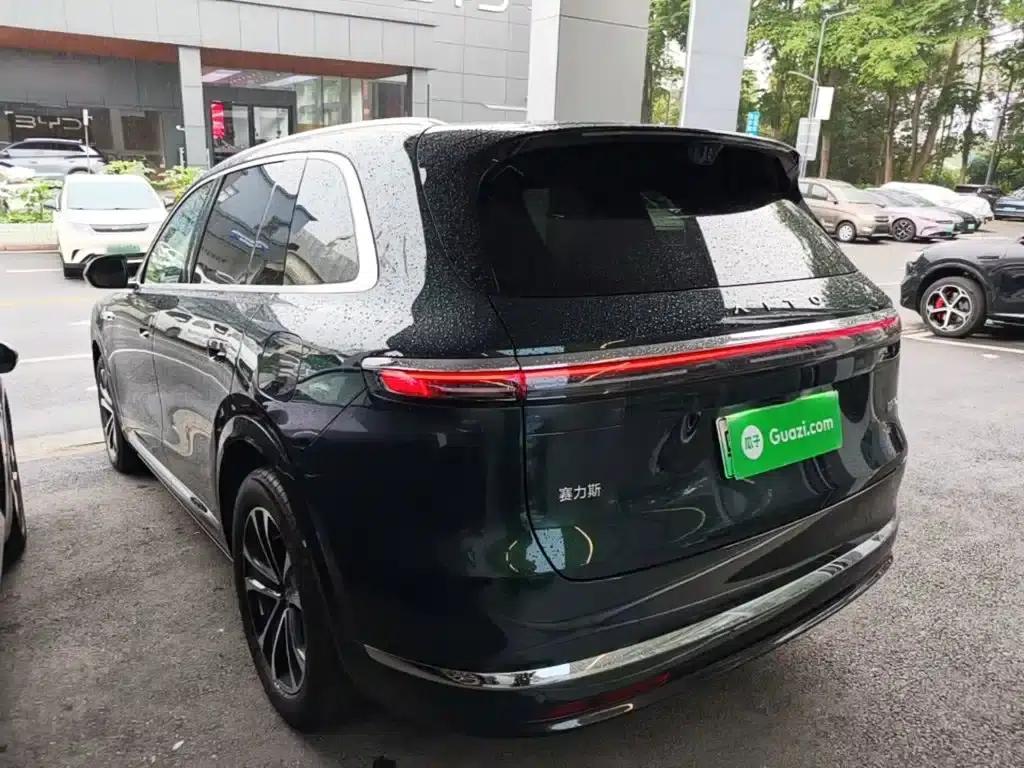 Wenjie M7 2026 Extended Range Ultra 4WD 5-Seater (192-line LiDAR) — миниатюра 5