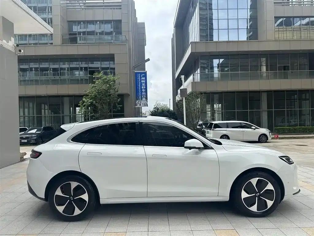 Wenjie M5 2022 Pure Electric Rear-Wheel Drive Standard Edition — миниатюра 3