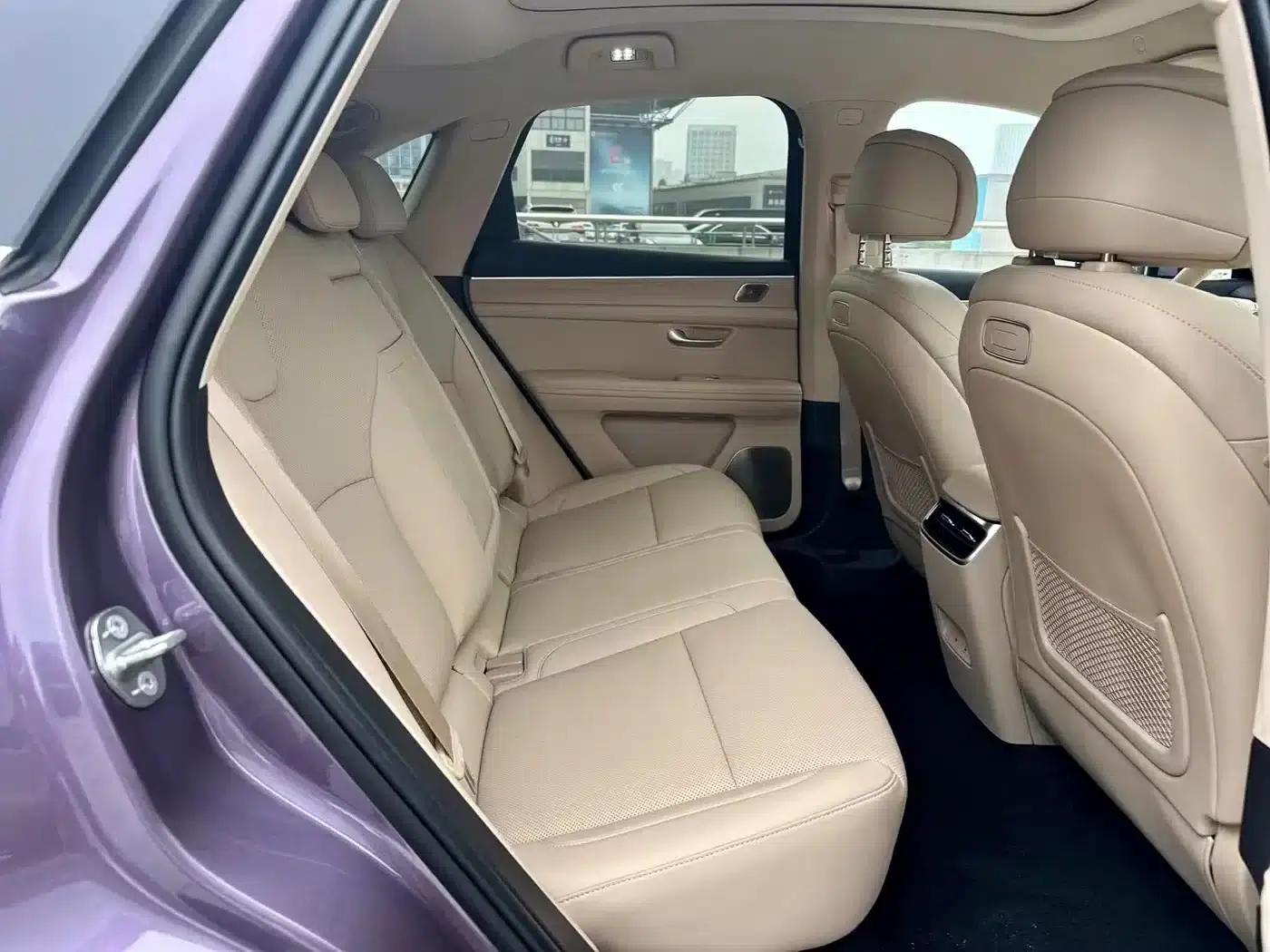Wenjie M5 2025 Extended Range Ultra 4WD — миниатюра 8