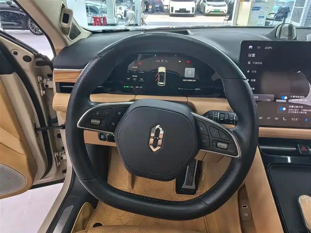 Wenjie M5 2022 Pure Electric Rear-Wheel Drive Standard Edition — миниатюра 11