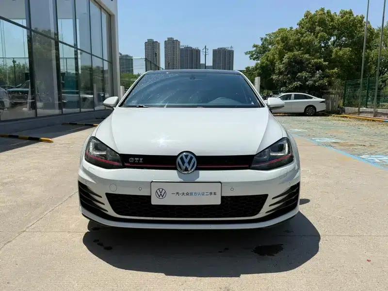 2016 Golf GTI 2.0TSI GTI — миниатюра 2