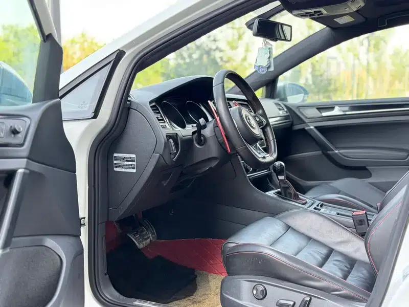 2016 Golf GTI 2.0TSI GTI — миниатюра 25