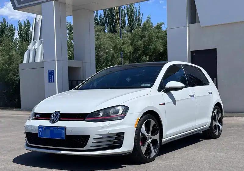 2016 Golf GTI 2.0TSI GTI — миниатюра 1