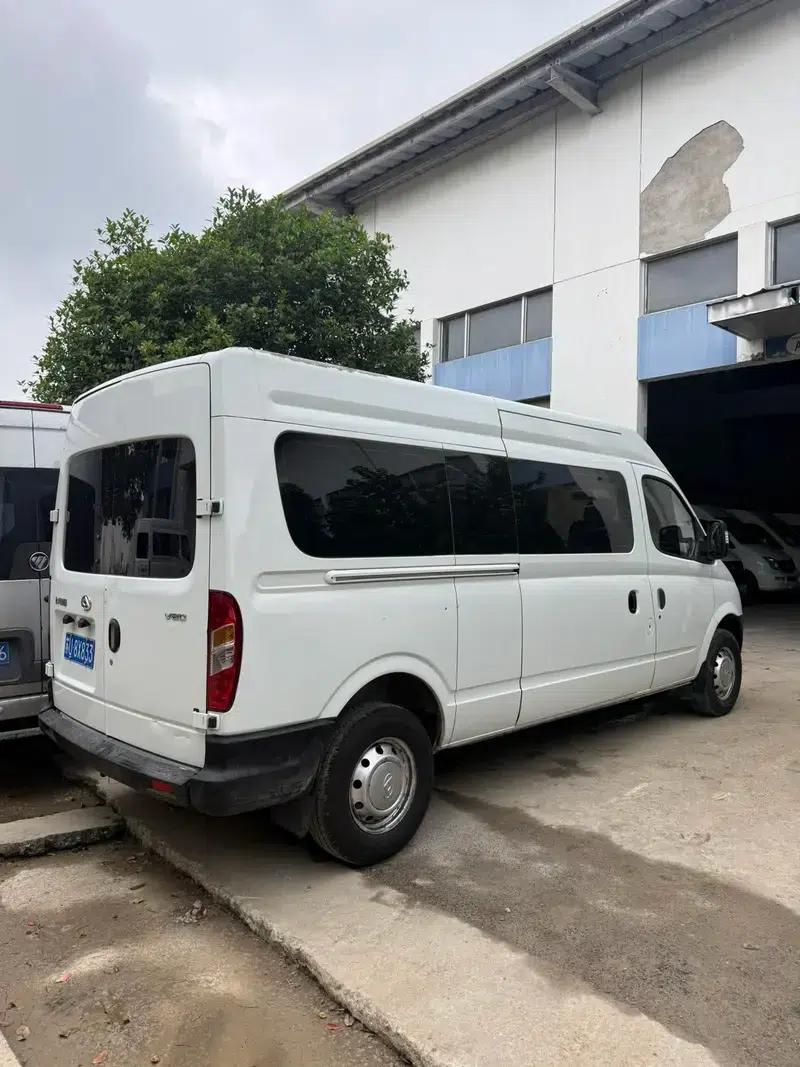 Xintu V80 2019 Classic Model 2.5T 6-speed Manual Long Wheelbase 7-Seater — миниатюра 6