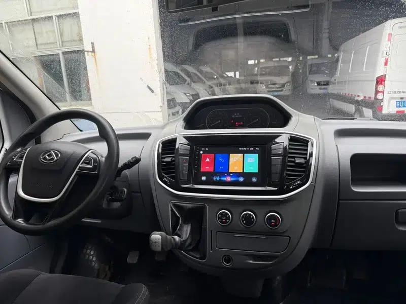 Xintu V80 2019 Classic Model 2.5T 6-speed Manual Long Wheelbase 7-Seater — миниатюра 8