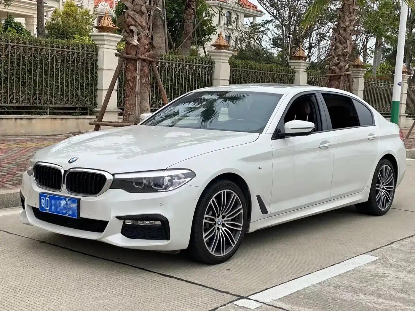 2018 BMW 5 Series Facelift 530Li Leading Edition M Sport Package — миниатюра 2