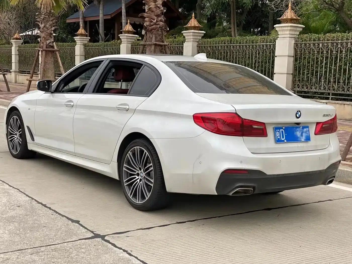 2018 BMW 5 Series Facelift 530Li Leading Edition M Sport Package — миниатюра 4