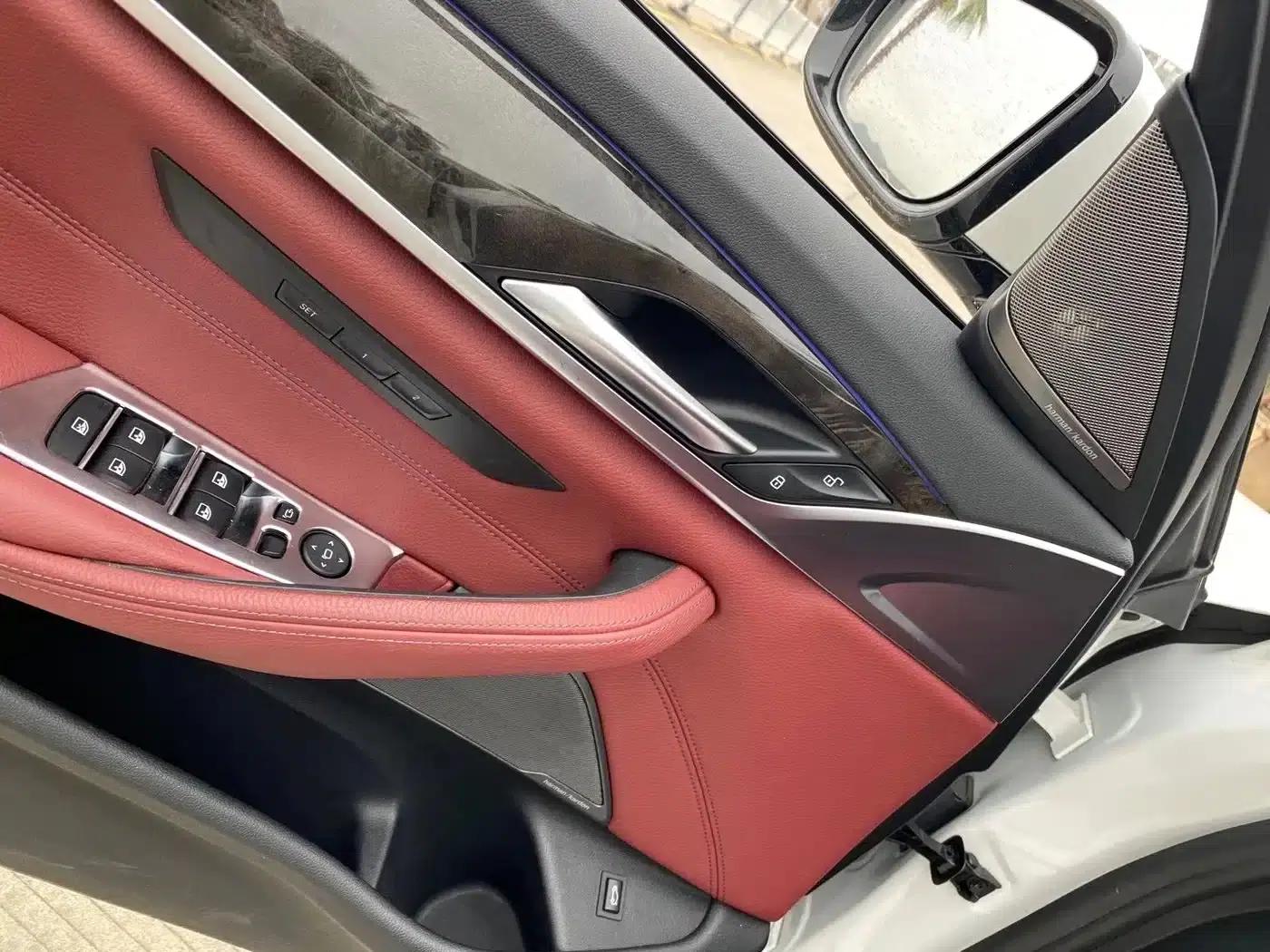 2018 BMW 5 Series Facelift 530Li Leading Edition M Sport Package — миниатюра 9