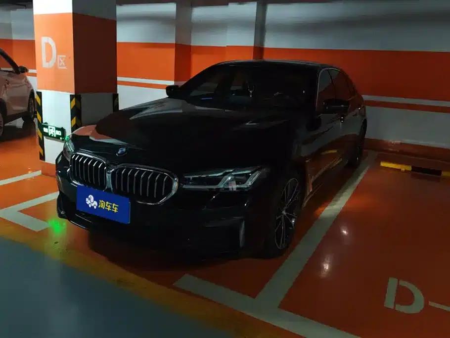 2022 BMW 5 Series Facelift 530Li Leading Edition M Sport Package — миниатюра 1