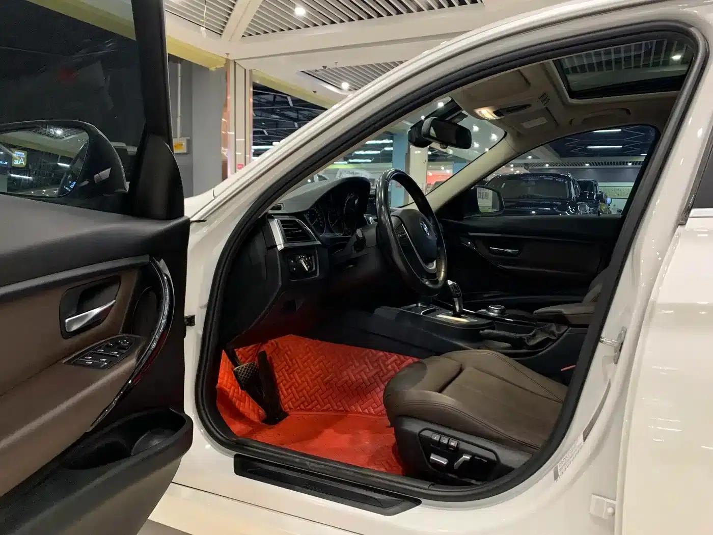 BMW 3 Series 2019 320Li Fashion Edition — миниатюра 4