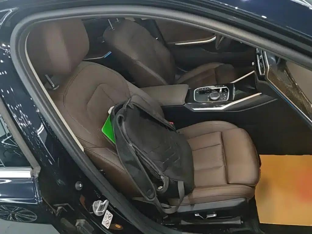 2024 BMW 3 Series 325Li M Sport Package — миниатюра 25