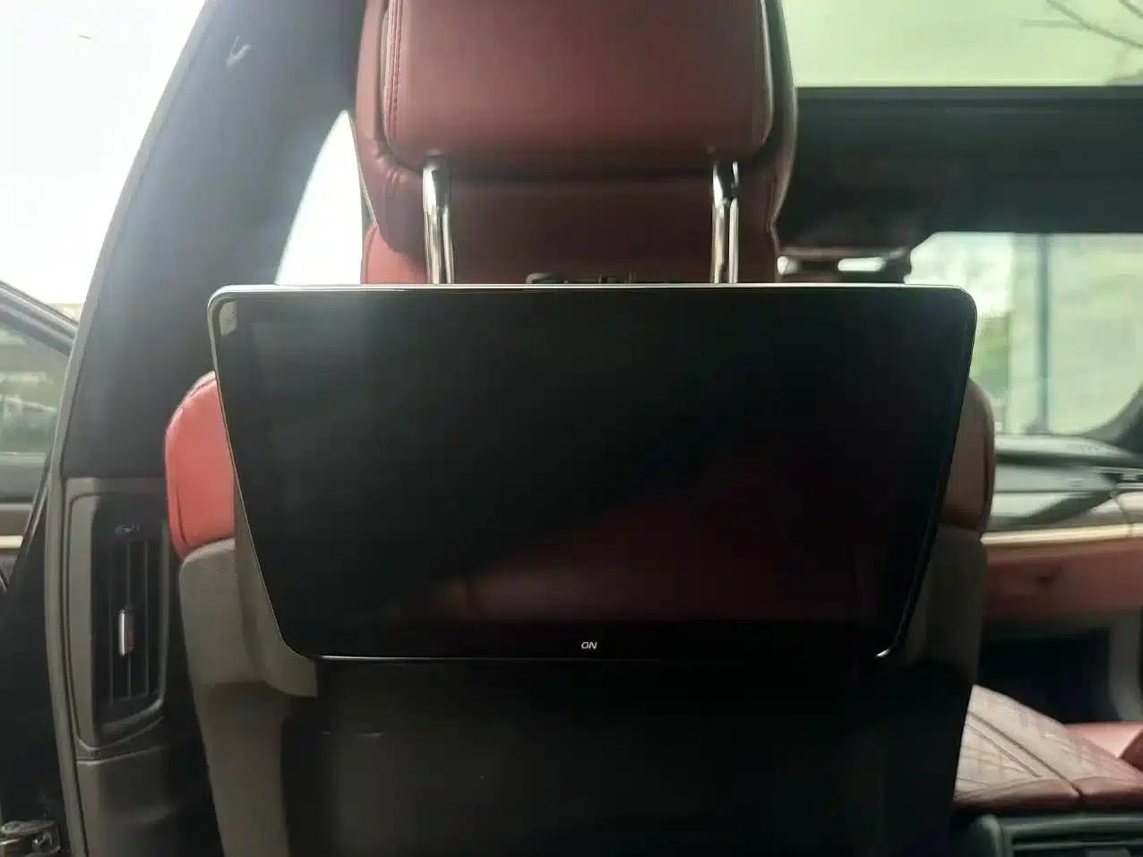 2011 BMW 7 Series 730Li Elegant Edition — миниатюра 22