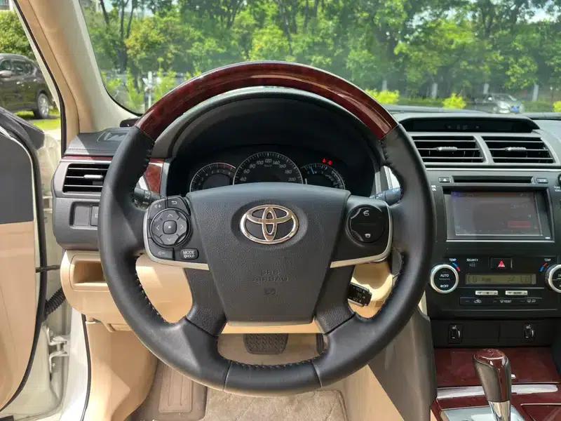 2012 Camry 2.5G Luxury Edition — миниатюра 12